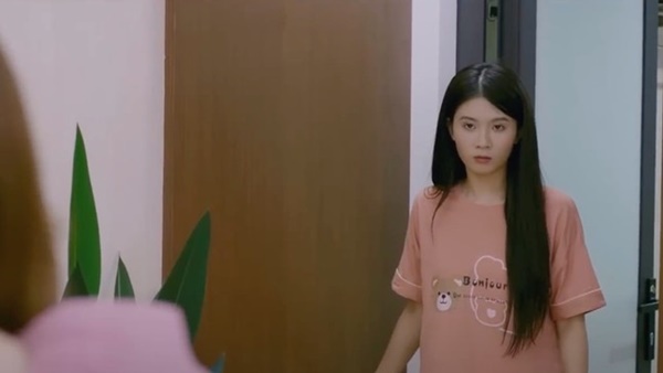 Cảnh bạn thân khác giới gội đầu cho nhau trong phim Việt giờ vàng gây tranh cãi-2