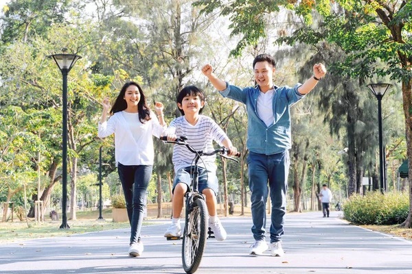 3 việc cha mẹ làm để con dễ xuất sắc-1