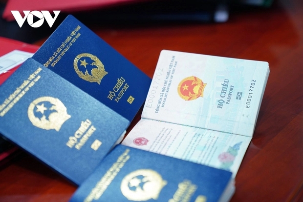 Thêm mẫu hộ chiếu mới từ 15/8-1