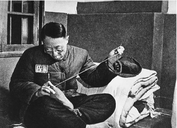 Sự chua chát của Hoàng đế cuối cùng nhà Thanh: Bị thái giám lừa hơn 20 năm, trở về Cố cung phải mua vé-1