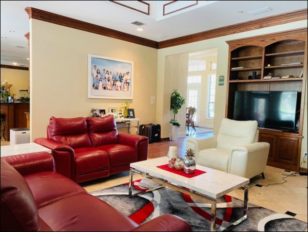 Ngôi nhà đẹp như cổ tích của nữ ca sĩ từng đòi đánh người miệt thị Đàm Vĩnh Hưng-4