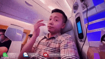Quang Linh Vlogs bay hạng thương gia 100 triệu về Việt Nam nhưng cả chặng lại ngồi im thin thít vì lí do này-1