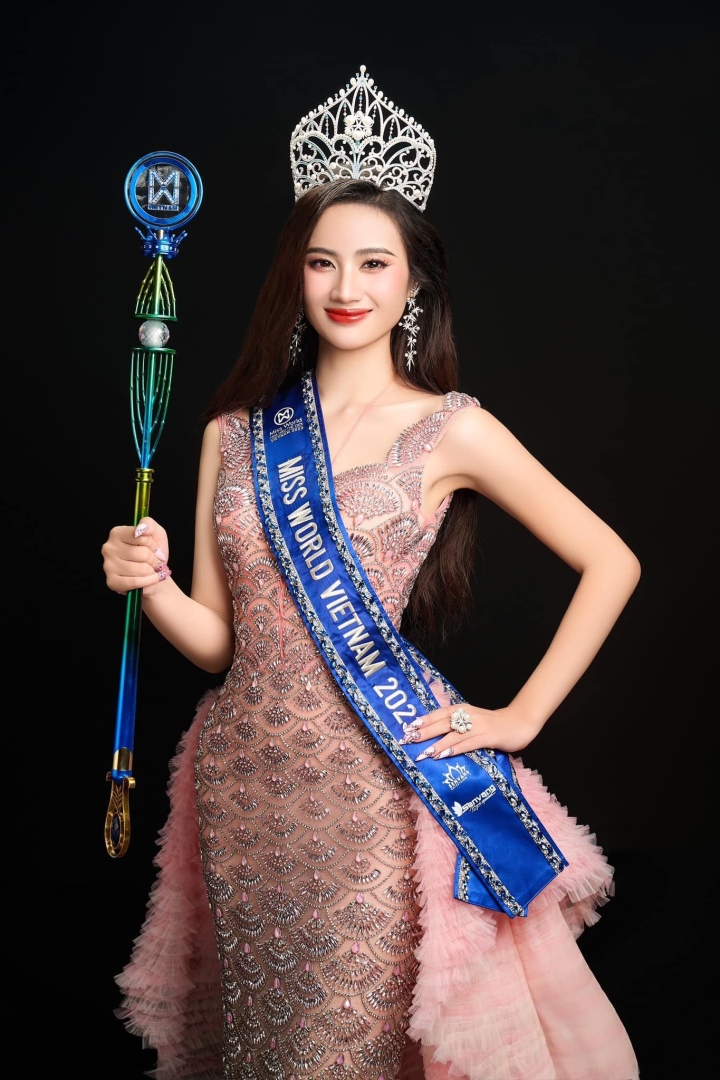 Chủ tịch Hội Nhà văn: Việt Nam đang lạm phát các cuộc thi Hoa hậu-1