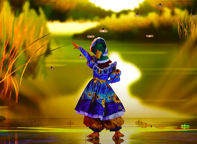 Mascot Ca Sĩ Mặt Nạ mùa 2 bị chê sơ sài, thiếu đầu tư hẳn so với mùa 1-7