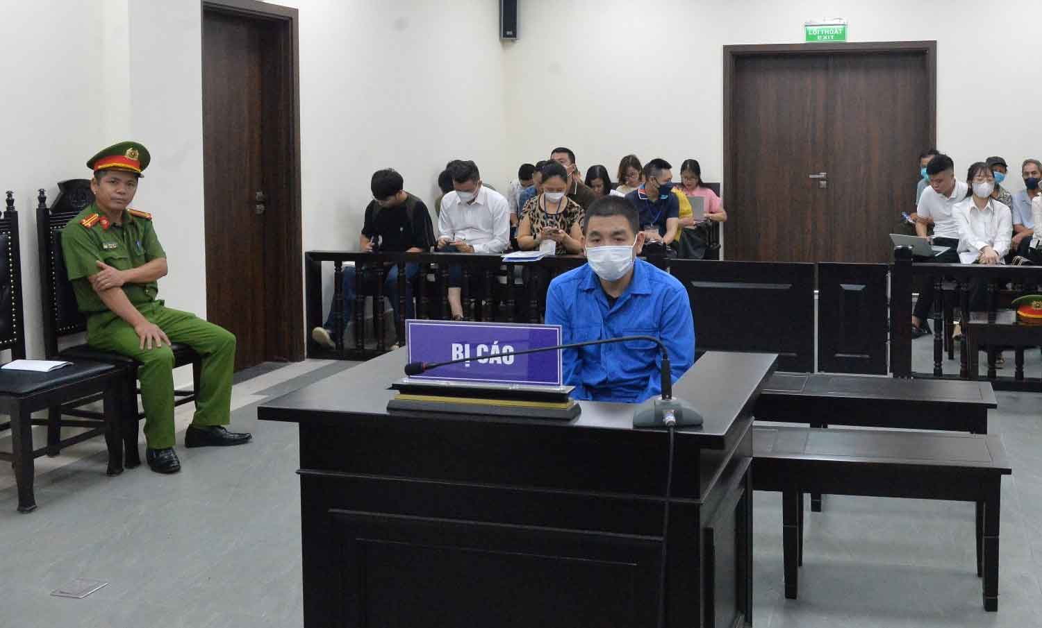 Vụ cháy quán karaoke làm 3 cảnh sát hy sinh: Chủ quán hát nhận án 10 năm tù-1