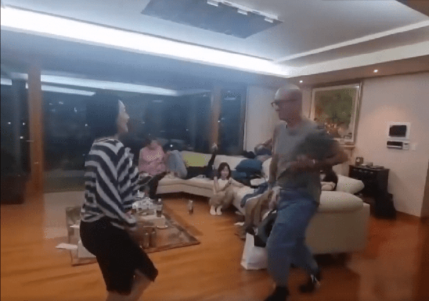 Chồng người Hàn của Từ Hy Viên gây tranh cãi khi thoải mái nhảy cùng em vợ-1