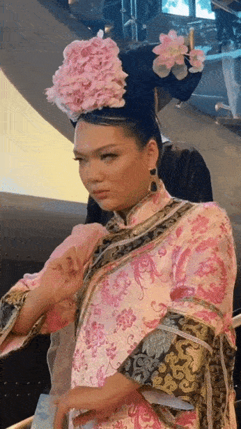 Phạm Thoại lại làm lố” đi sự kiện, điều gì khiến dân tình đồng loạt gọi tên Dung Ma Ma?-4