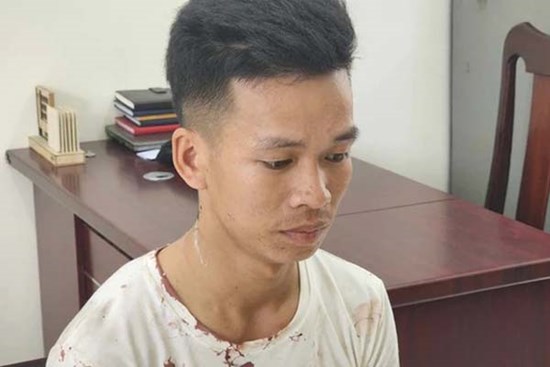 Hận tình, nam thanh niên chém người yêu ngay giữa chợ