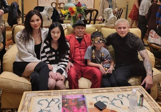 Gái Việt U40 khéo nuôi con ở khu nhà giàu California, được con trai tỷ phú Mỹ chiều như bà hoàng-3