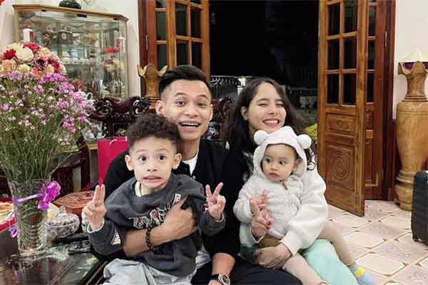 Fan hết hồn khi streamer Độ Mixi tự tung ảnh thân mật với gái lạ-6