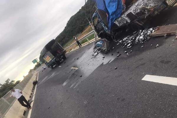 Xuất hiện clip 4 ngư dân bị đánh trên tàu cá-2