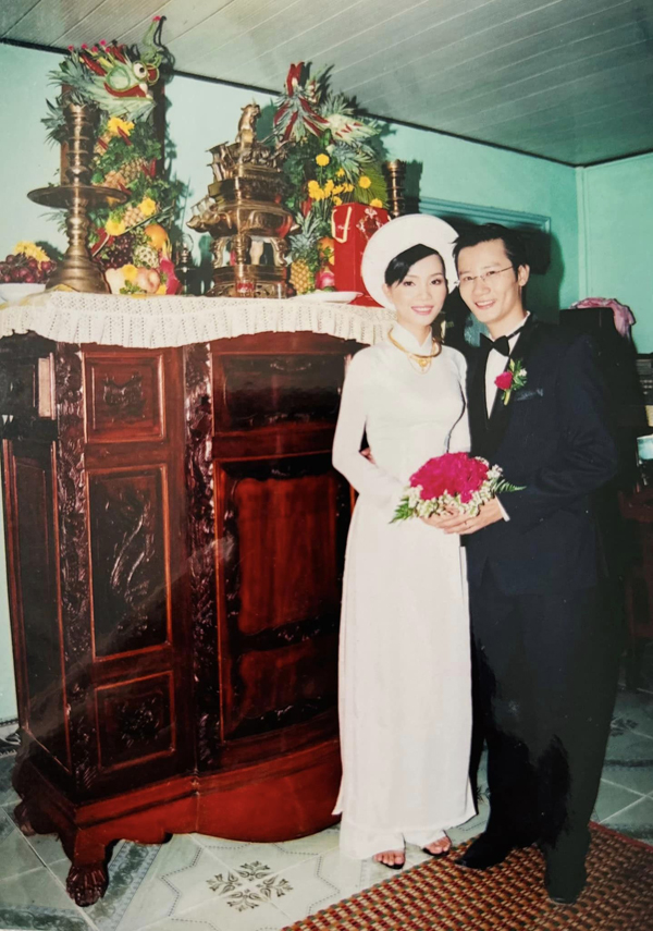 Ca sĩ gốc Thành Nam vừa khoe siêu biệt thự khiến Vbiz choáng ngợp giàu có ra sao?-8