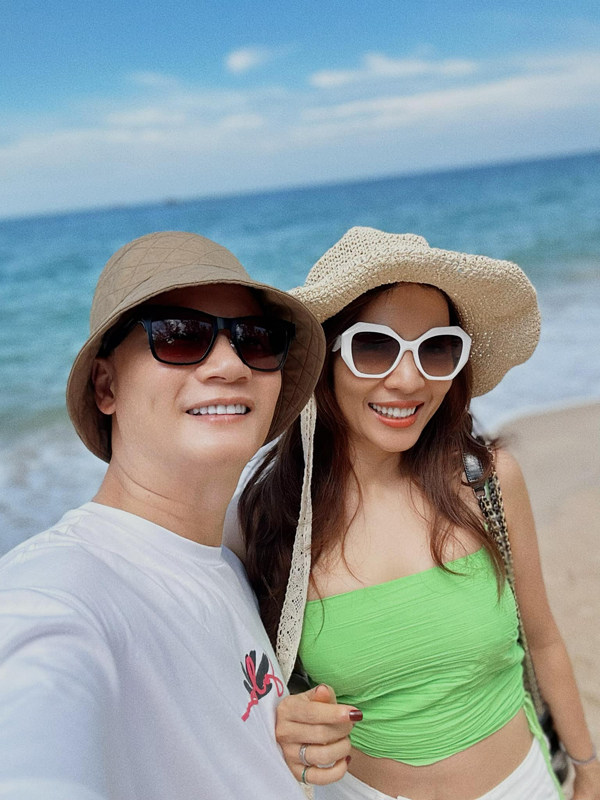 Ca sĩ gốc Thành Nam vừa khoe siêu biệt thự khiến Vbiz choáng ngợp giàu có ra sao?-9