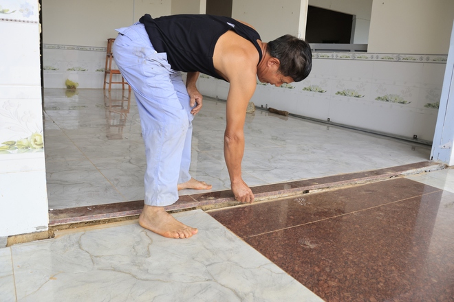 Nhà mới xây 3,7 tỷ sụt lún nghiêm trọng sau 2 tháng tân gia do ảnh hưởng sạt trượt đất hồ chứa nước-11