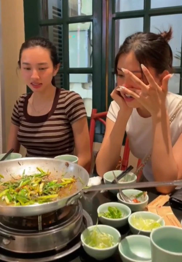 Thùy Tiên khoe ảnh mặt mộc bên Tiểu Vy, nhan sắc thật của hai nàng hậu ra sao?-2