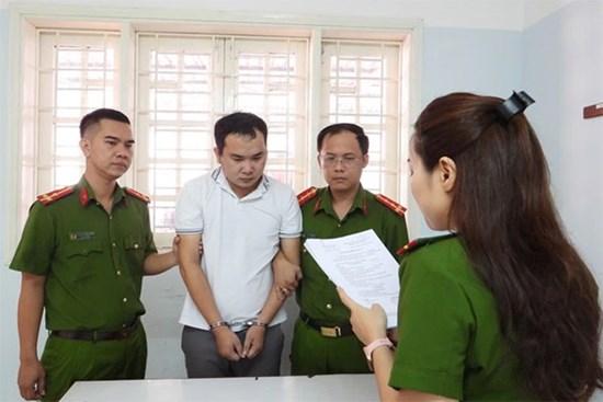 Giám đốc cầm 20 tỷ tiền cọc mua đất của khách 'nướng' vào tiền ảo và chứng khoán