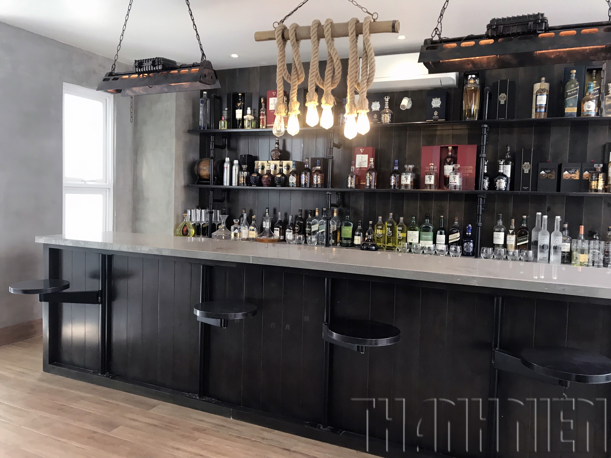 Bên trong biệt thự 23 tỷ đẹp như tranh vẽ của nam ca sĩ vừa kết hôn với bạn gái kém 17 tuổi-11