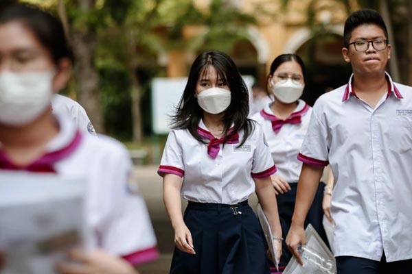 Mức đóng BHYT của học sinh, sinh viên thay đổi ra sao trong năm học mới?-1