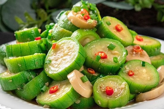 Người Việt có 2 món rau là 