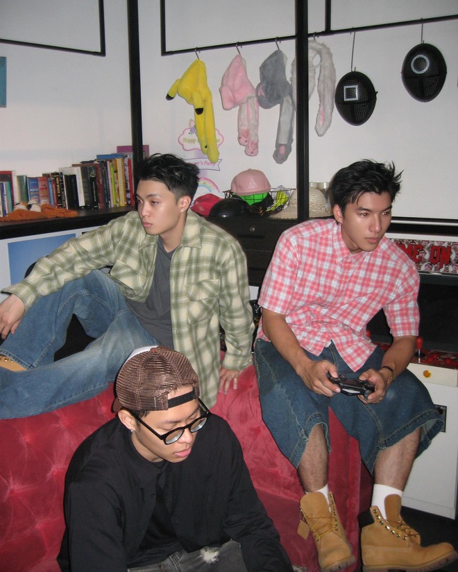 Hội bạn thân đẹp trai, nổi tiếng, rap hay” phủ sóng MXH, loạt ảnh đời thường bỗng hot rần rần-6