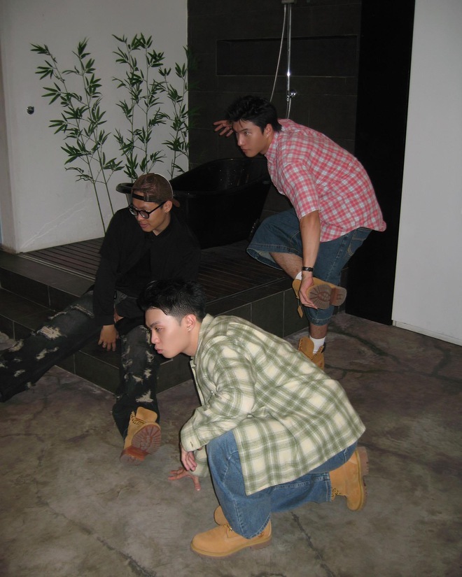 Hội bạn thân đẹp trai, nổi tiếng, rap hay” phủ sóng MXH, loạt ảnh đời thường bỗng hot rần rần-7