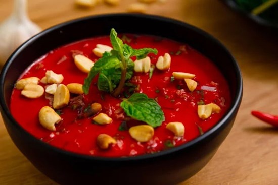 Bát tiết canh nhiều người thích có thể là nguyên nhân gây ra loạt bệnh nguy hiểm