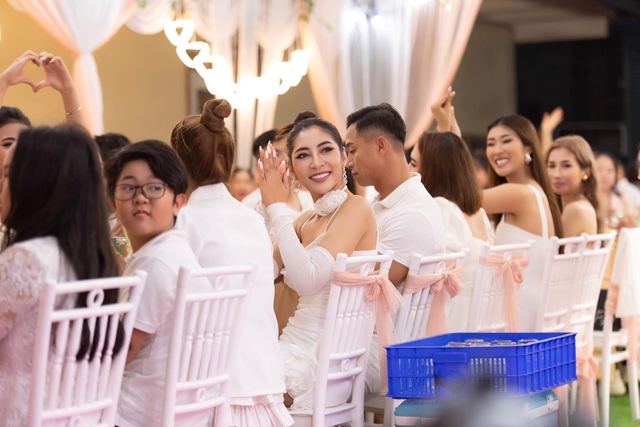 Đặng Thu Thảo ngày càng nóng bỏng sau ồn ào ly hôn, bạn trai mới body 6 múi, giàu có?-4