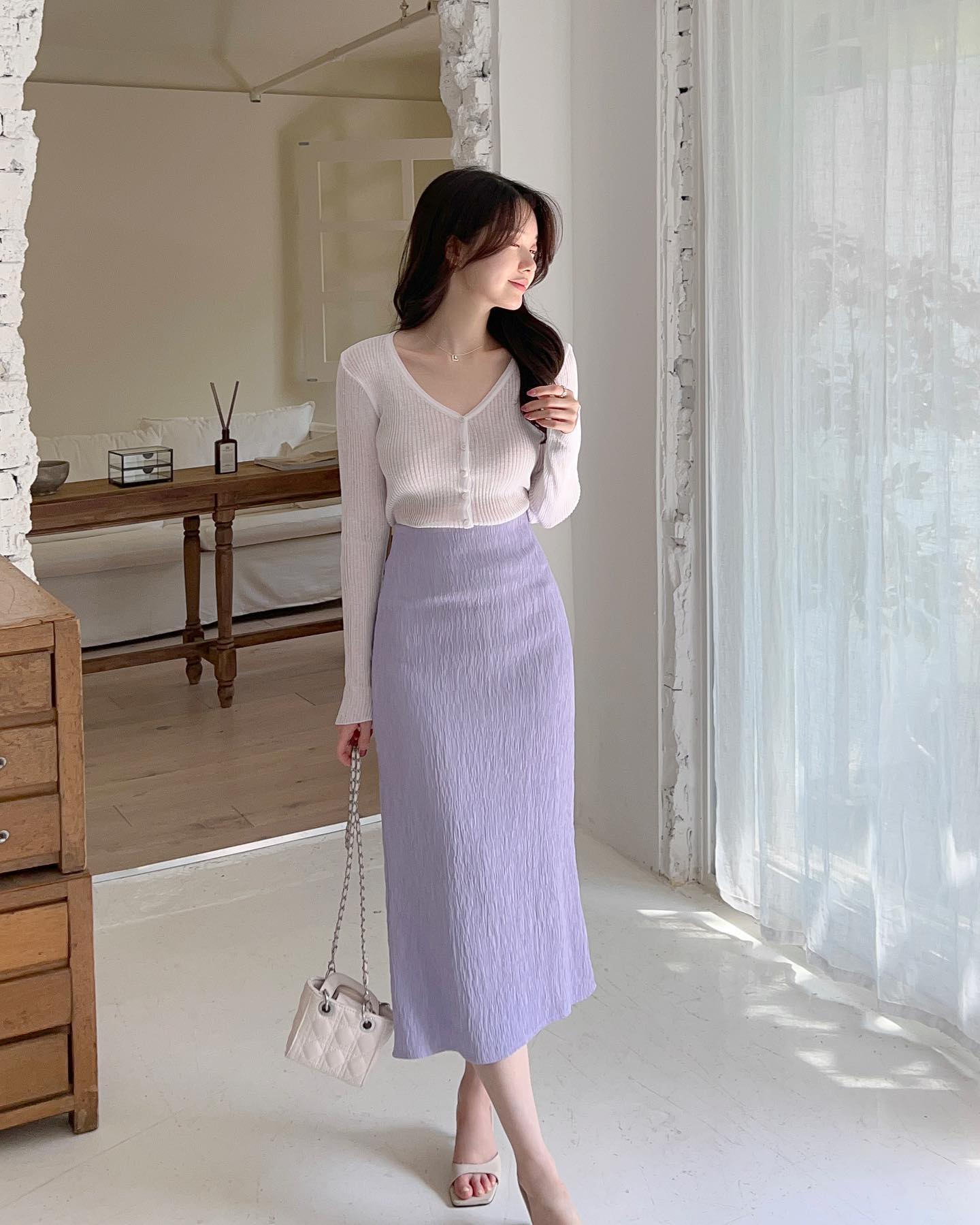 5 kiểu chân váy dài giúp vẻ ngoài trẻ hơn-3