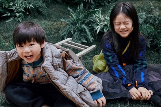Những đứa trẻ khó tìm thấy sự vui vẻ và luôn cảm thấy cô độc, điều gì mới thực sự mang lại hạnh phúc cho con?