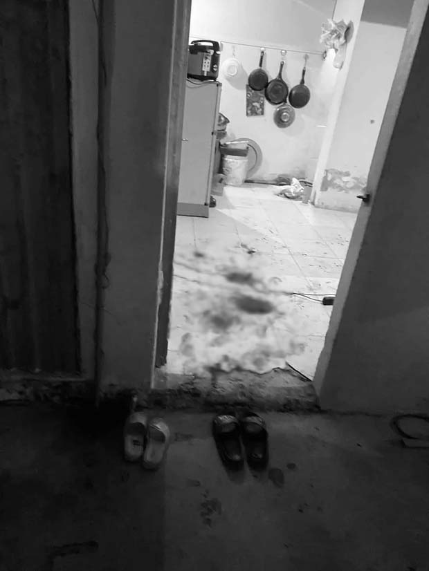 Gã trai đến nhà trọ tìm đánh vợ cũ, đâm trọng thương hàng xóm-1