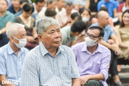 Phạm tội khi 62 tuổi, ông Lê Thanh Thản có được hưởng tình tiết giảm nhẹ?