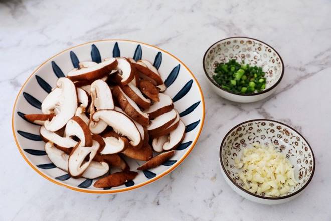 Loại rau giàu axit amin như thịt, đem sốt cà chua được món rẻ tiền nhưng cực trôi cơm-3