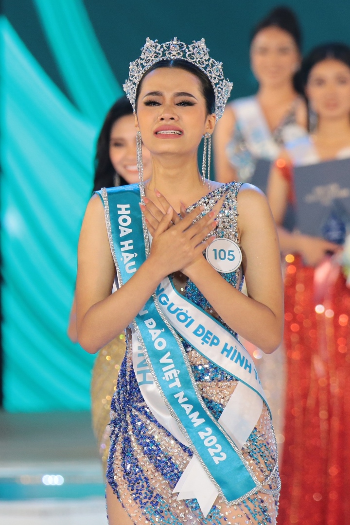 Hoa hậu đặc biệt nhất Việt Nam: Trả lại vương miện gần 4 tỷ đồng ngay sau phút đăng quang-1