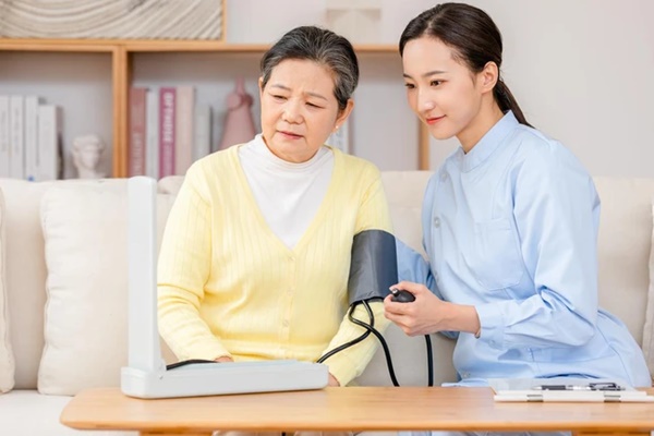 Sau tuổi 40, bác sĩ khuyên nên ăn nhiều 4 thứ để tim khỏe hơn-2