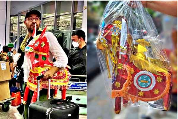 Cuộc chu du của ngựa vàng mã Việt Nam trên đất Pháp-16