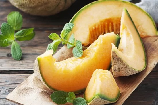 Ăn trái cây vào bữa sáng để nạp năng lượng, tăng collagen nhưng cần nắm rõ lưu ý từ chuyên gia