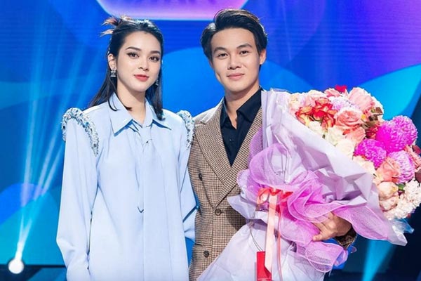 Quỳnh Lương vướng tranh cãi vì từng có nguyên tắc: Sẽ dỗi nếu bị tắt máy trước, không uống nếu chưa được mở nắp chai-6