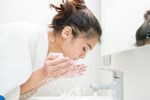 Cách rửa mặt làm sạch da hiệu quả của phụ nữ Nhật Bản-2