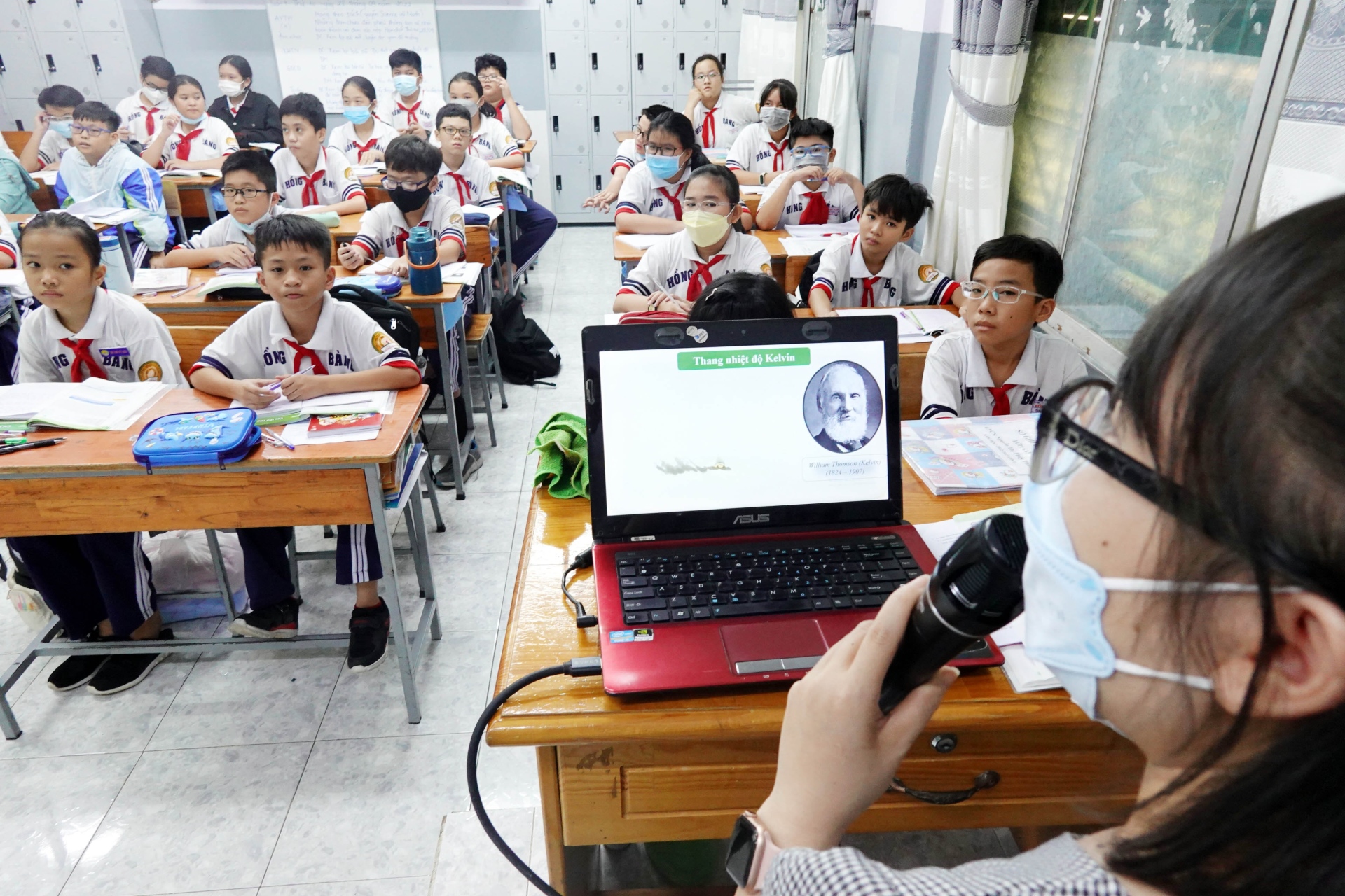 Lương không phải niềm đau duy nhất, nhiều áp lực bủa vây khiến thầy cô phải bỏ nghề-2