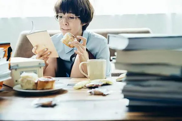 Bác sĩ cảnh báo những loại thực phẩm tăng nguy cơ đột quỵ, hóa ra lại là món nhiều người thích ăn-2