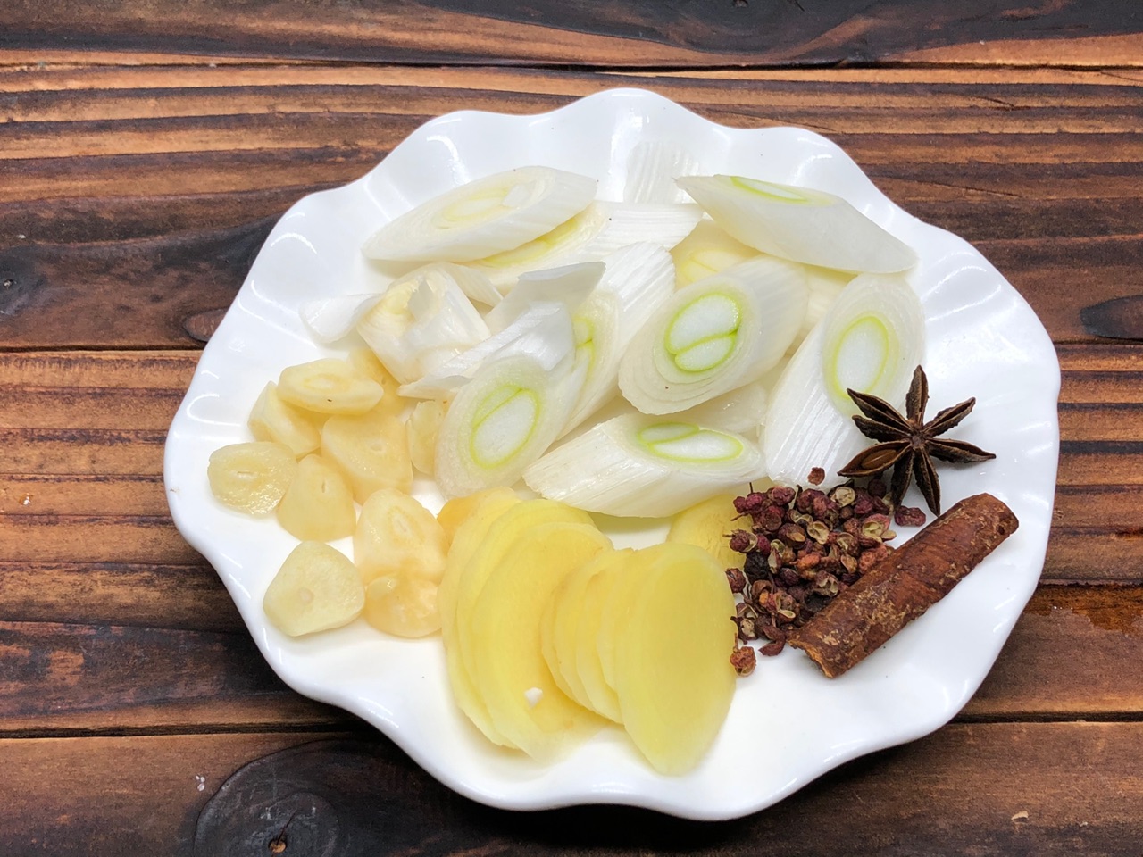 Cách làm món chân gà rất đơn giản mà thơm ngon đậm đà-4