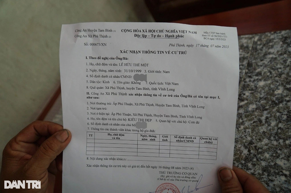 Chuyện hơn 1.000 người ở một xã phải sửa giấy tờ vì cán bộ quen tay-1