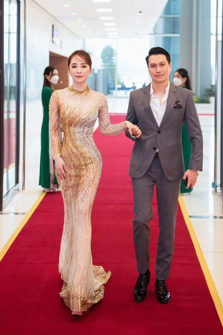 Chuyện tình tin đồn của Việt Anh và Quỳnh Nga: Bị soi hẹn hò đến sống chung, người trong cuộc giữ đúng một thái độ-3