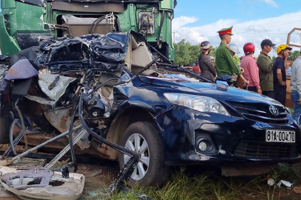 Bầu Đức tới bệnh viện của HAGL hỗ trợ lo hậu sự cho tiền đạo Paollo-4