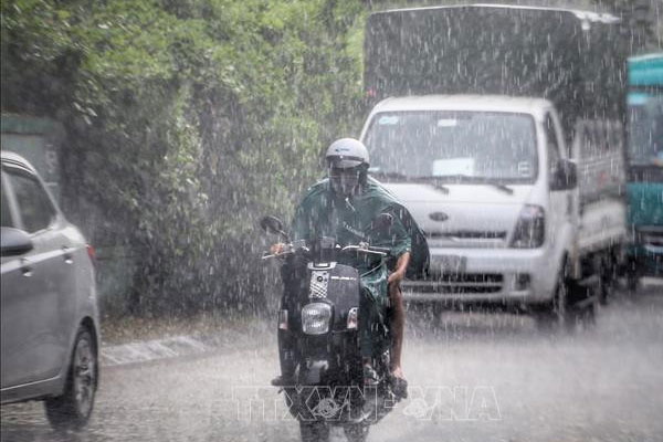 Miền Bắc, Thanh Hóa và Nghệ An có thể mưa to chiều tối nay-1