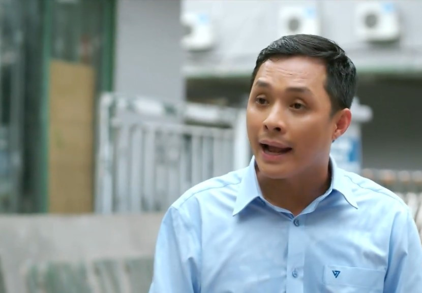 Làng trong phố tập 11: Hiếu xử lý sếp yêu râu xanh của vợ-2