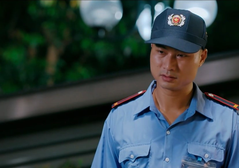 Làng trong phố tập 11: Hiếu xử lý sếp yêu râu xanh của vợ-6