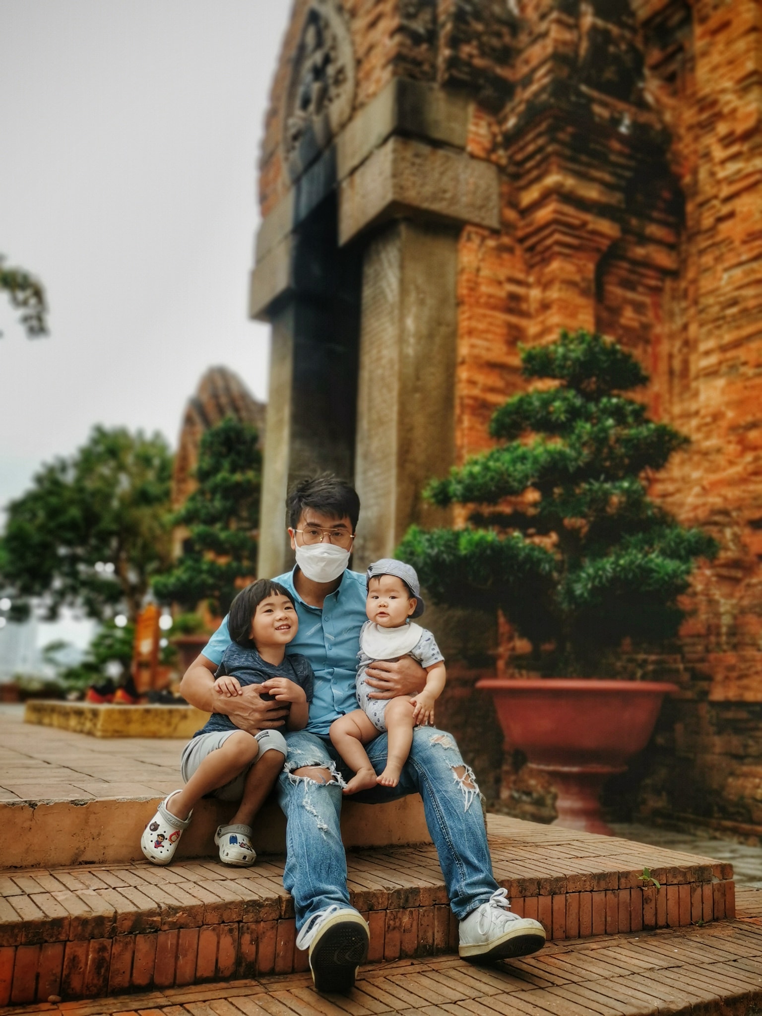 Bố mẹ hoãn mua nhà, để dành tiền đưa con đi du lịch khắp nơi-4