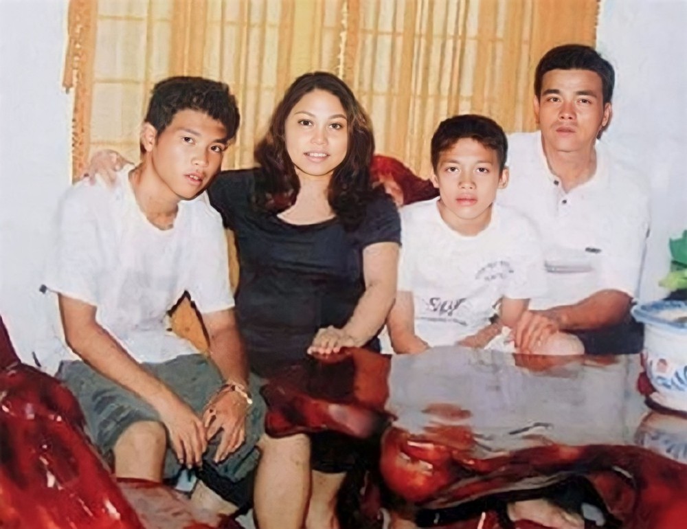 Siu Black: Chưa biết bao giờ mới được làm đám cưới vì chị gái và cháu ruột 27 tuổi vừa mất-1