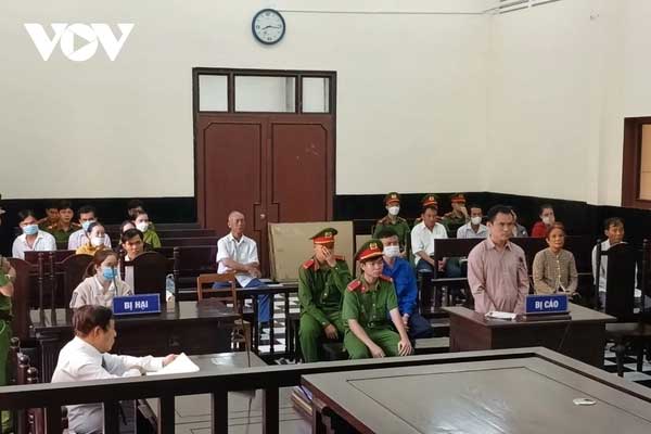 Tiền Giang: Âm mưu châm điện giết vợ, chồng bị 10 năm tù giam-1